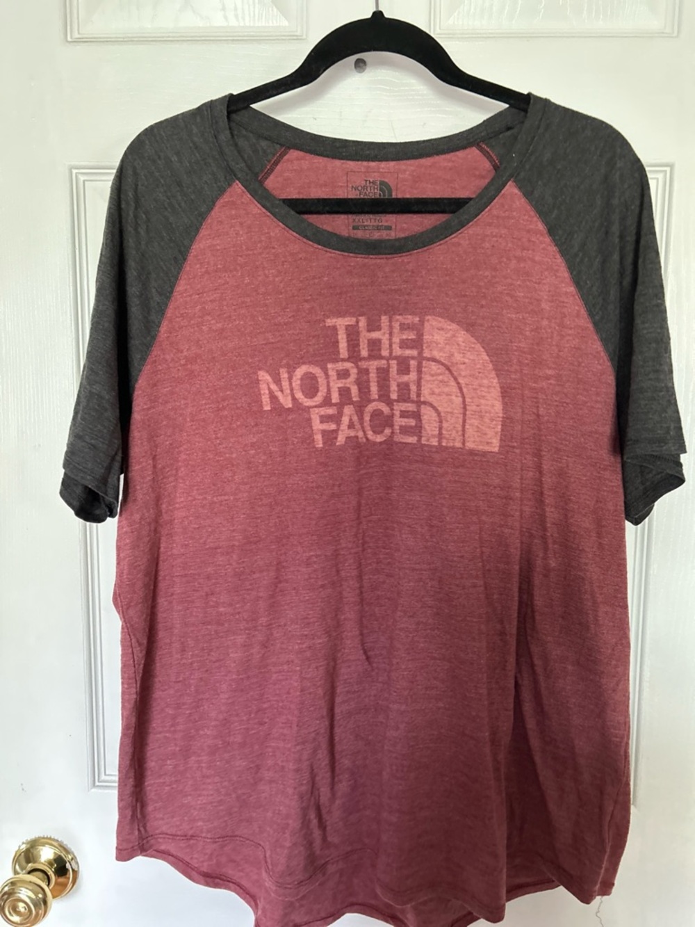 The North Face Raglan Logo Tee in Dusty Rose and Charcoal